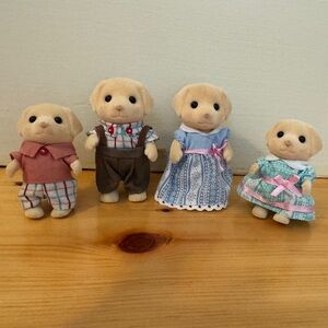 Calico Critters Yellow Labrador Family
